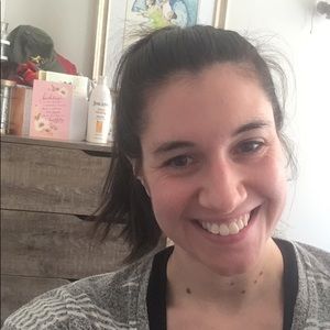 Meet your Posher, Dana